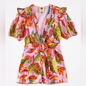 FARM Rio Lilac Beaks & Bananas V Neck Romper
Color: LILAC BEAKS & BANANAS